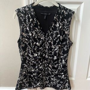 White House Black Market Black Floral V-Neck Ruched Sleeveless Blouse, Size S
